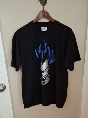 Vintage Pro5 Dragon Balls Black Graphic Men’s T-Shirt with Blue Accent_1